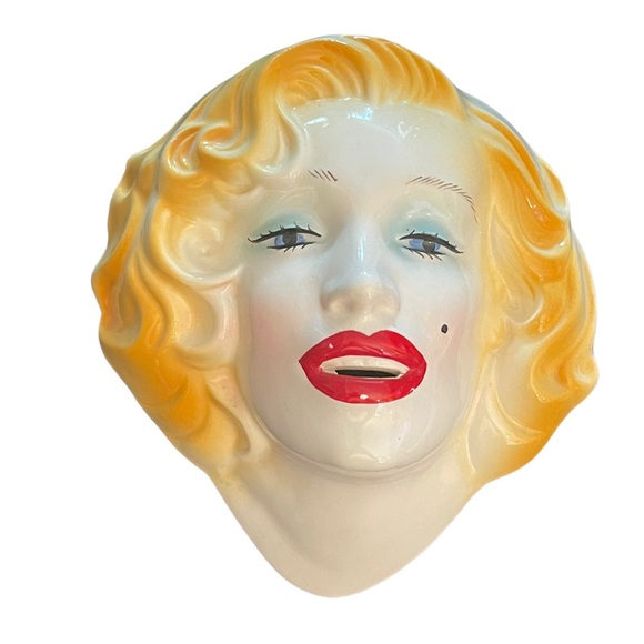 Vintage 1988 Estate Of Marilyn Monroe Wall Face Art Clay Hanging ceramic - Picture 2 of 6